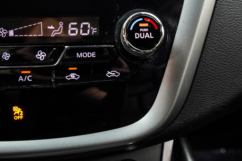 Used 2023 Nissan Murano SV AWD/4WD image 30