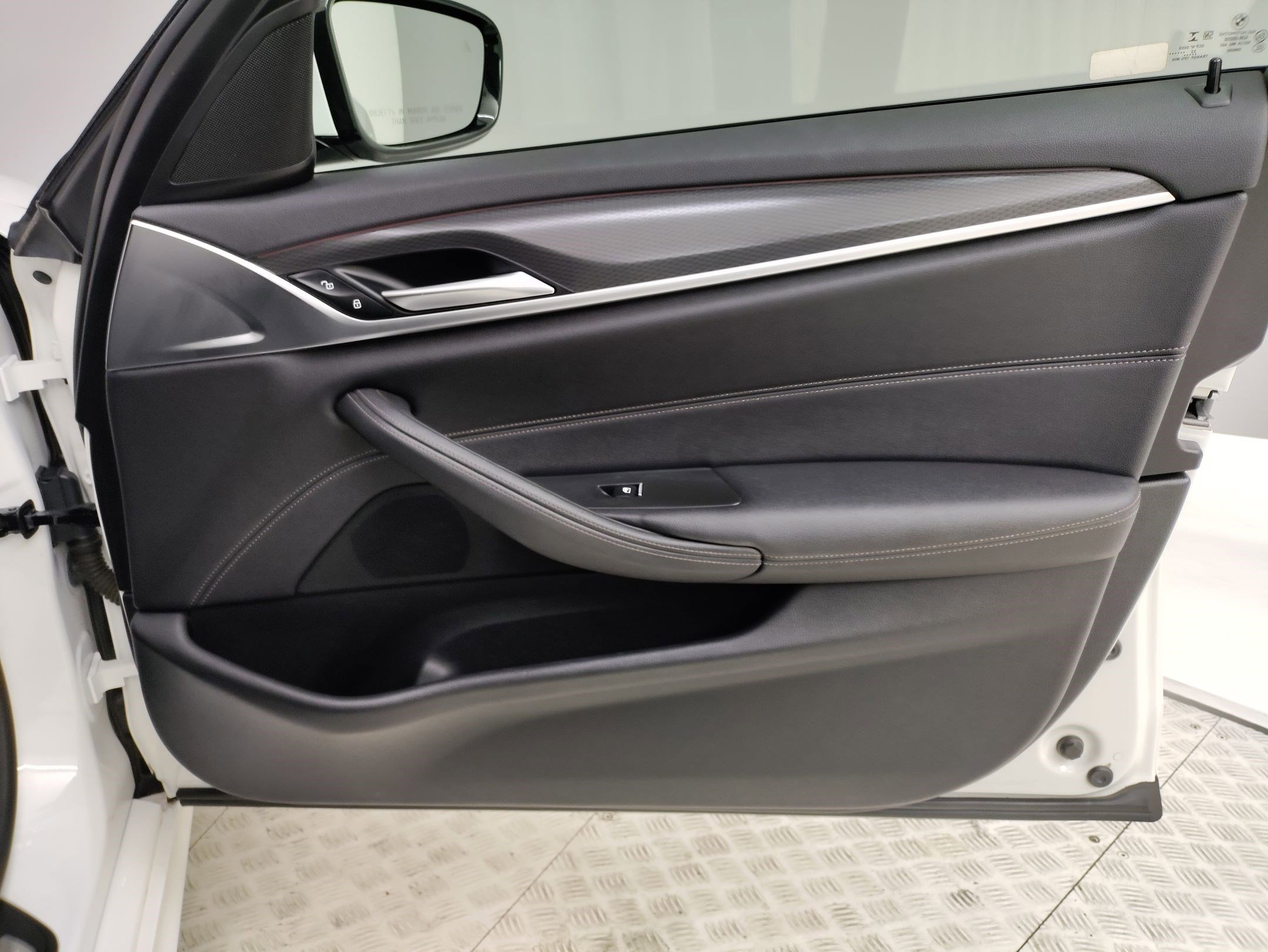 Certified 2023 BMW 540i w/ M Sport Package image 32