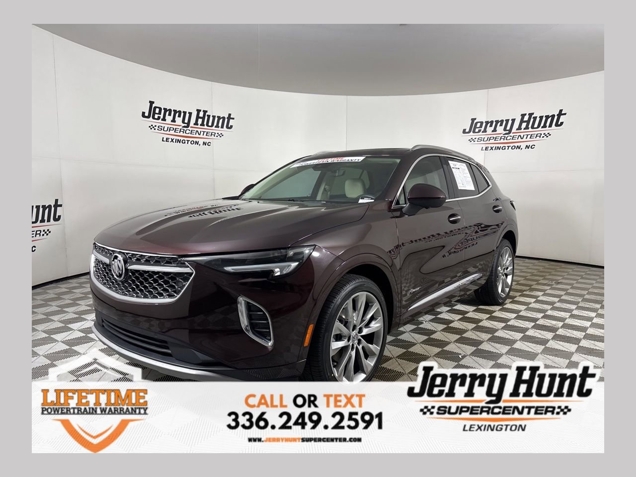 Used 2023 Buick Envision Avenir image 1