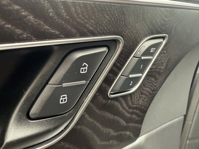 Used 2023 Audi Q7 2.0T Premium Plus w/ Premium Plus Package image 14