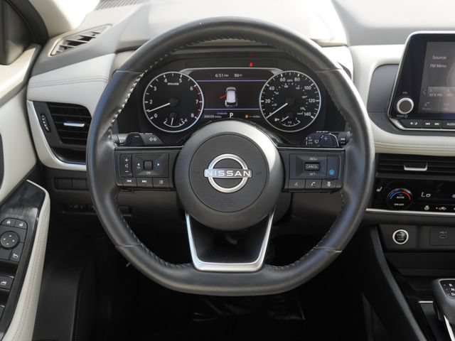 Used 2023 Nissan Rogue SV w/ SV Premium B Package FWD image 17