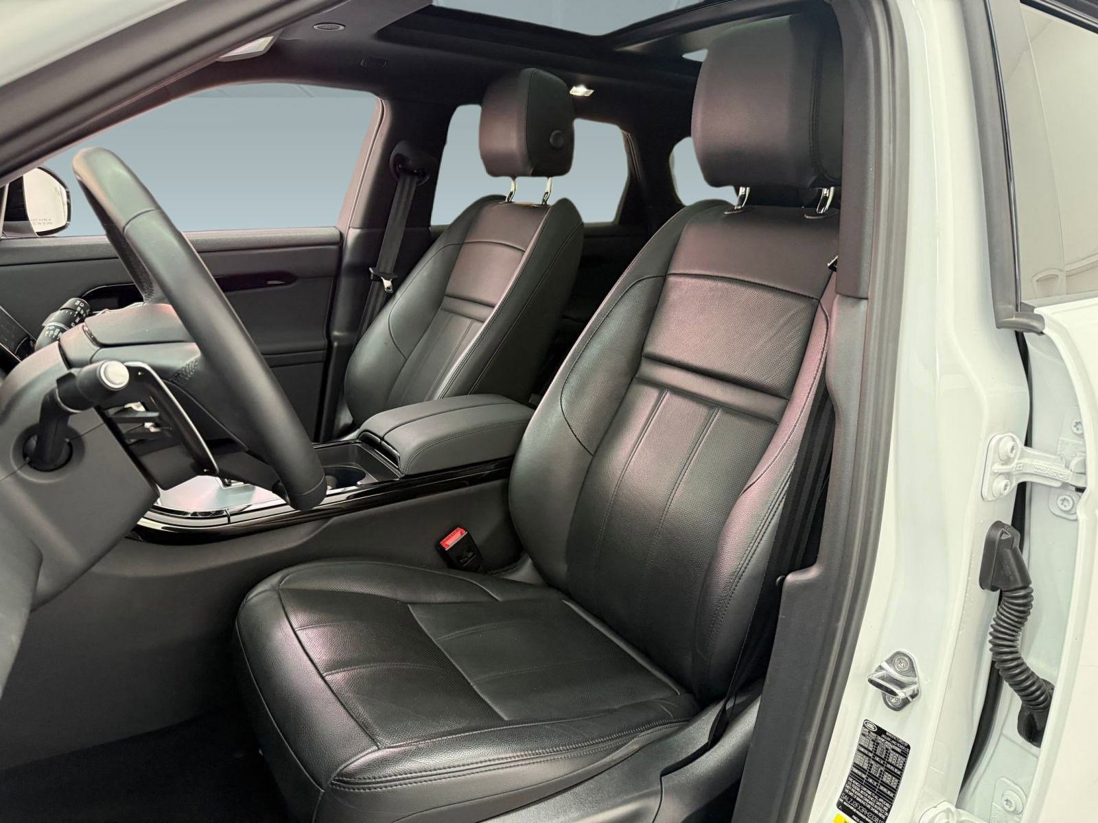 Used 2024 Land Rover Range Rover Evoque S image 5