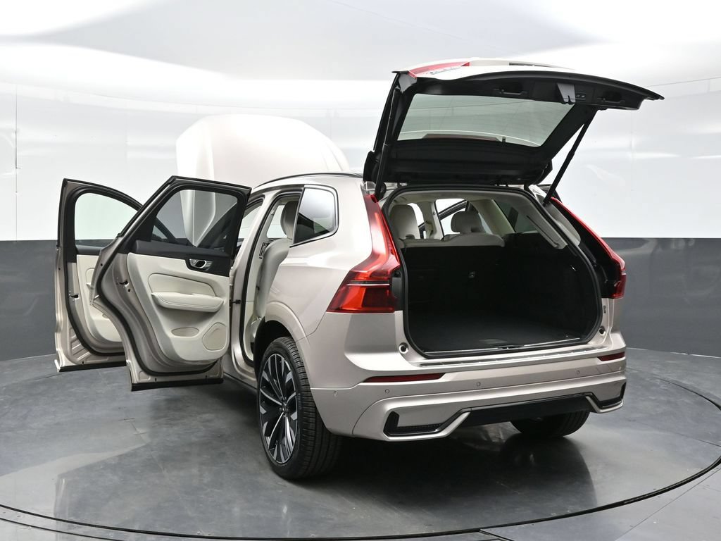 New 2026 Volvo XC60 B5 Ultra w/ Protection Package Premier AWD/4WD image 41
