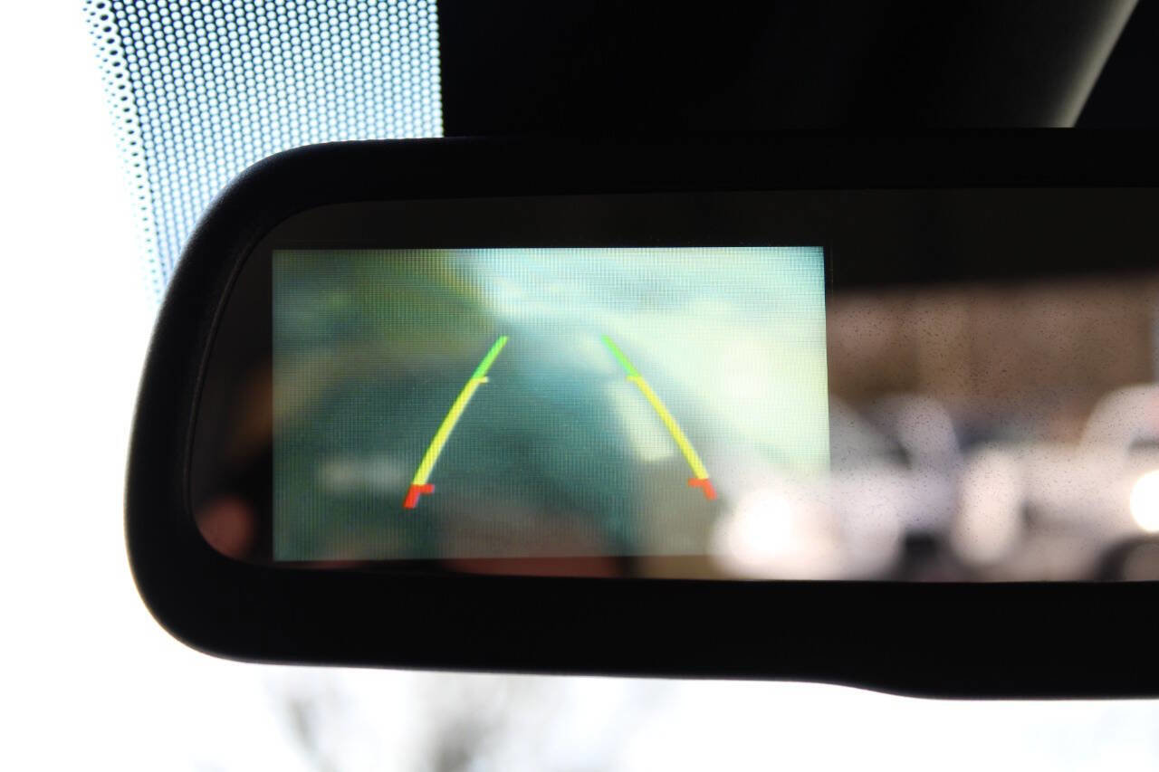 Used 2014 RAM 1500 Express image 25