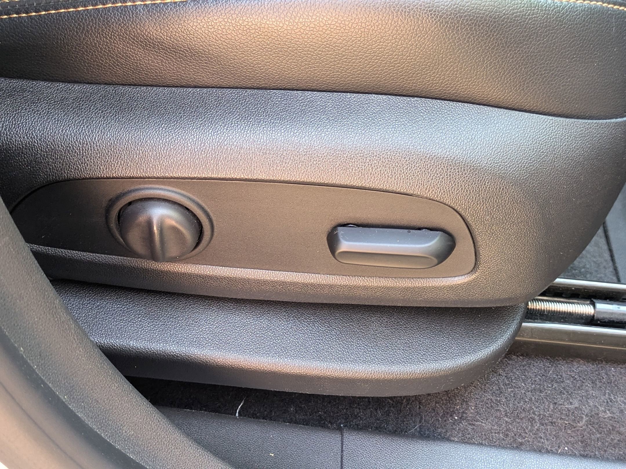 Used 2020 GMC Terrain SLT w/ Preferred Package image 38