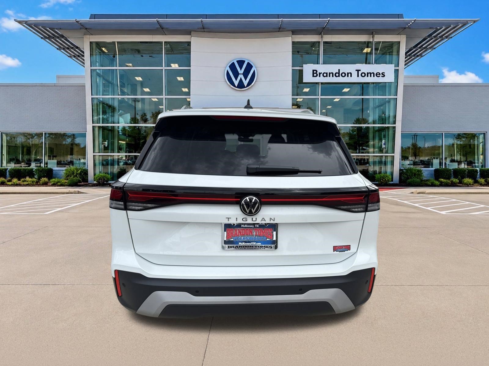 New 2026 Volkswagen Tiguan S FWD image 4