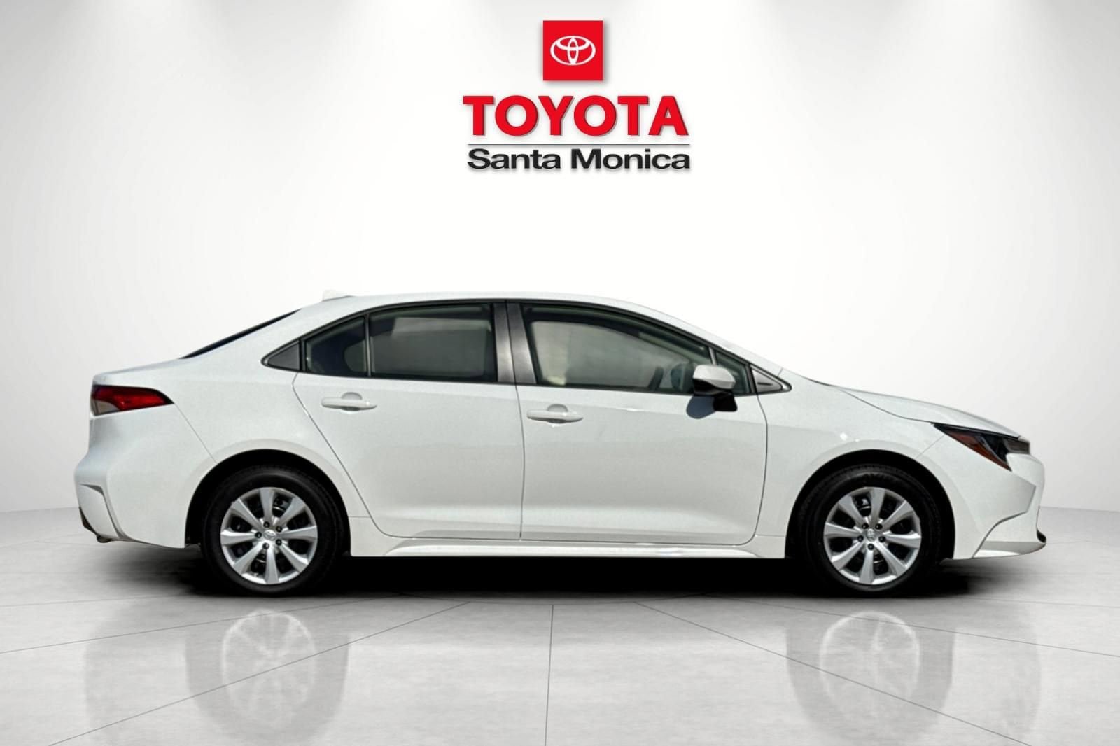 New 2026 Toyota Corolla LE FWD video 2