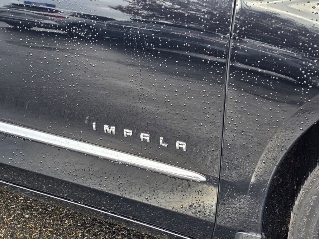 Used 2016 Chevrolet Impala LTZ w/ Enhanced Convenience Package image 10