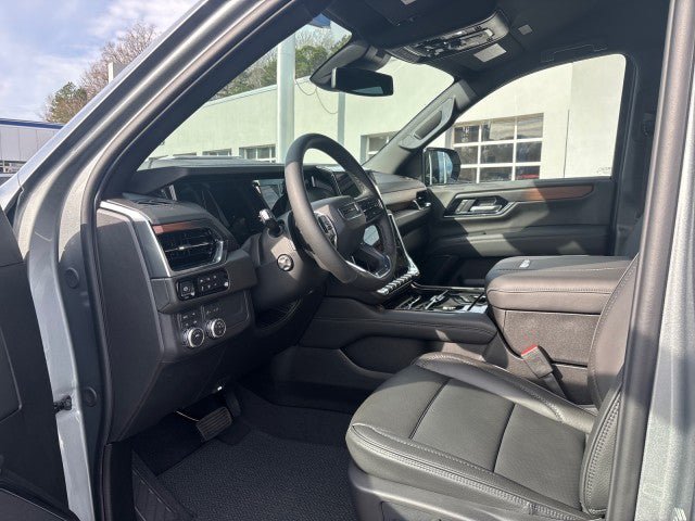 New 2026 GMC Yukon XL Denali AWD/4WD image 14