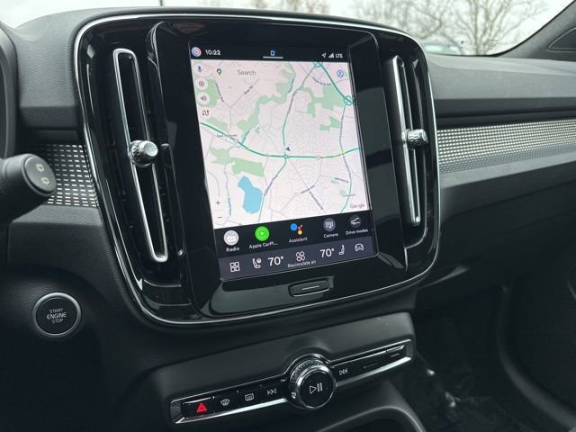 Certified 2023 Volvo XC40 B5 Plus w/ Climate Package image 22
