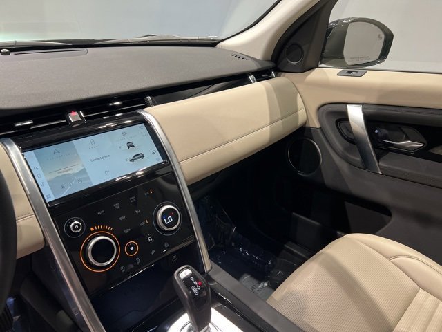 Used 2023 Land Rover Discovery Sport S image 22