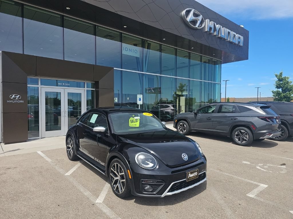 Used 2016 Volkswagen Beetle 1.8T Dune FWD image 7