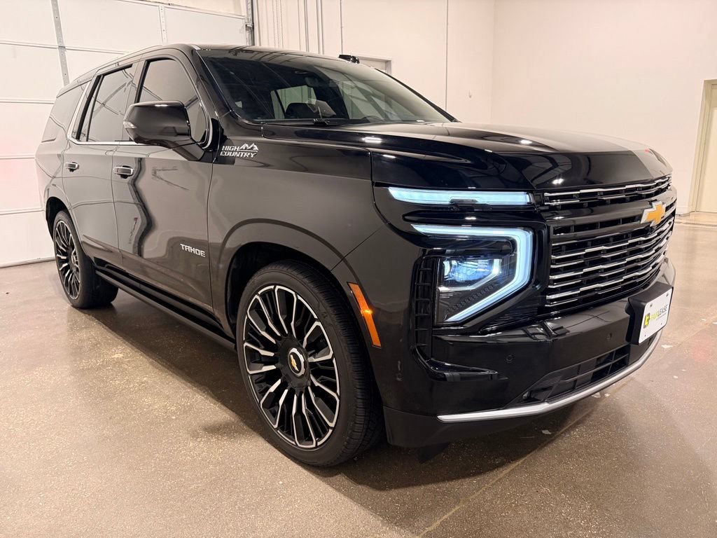 Used 2026 Chevrolet Tahoe High Country AWD/4WD image 3