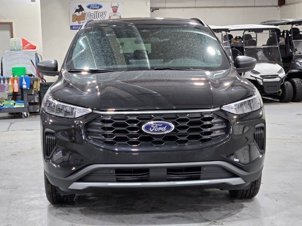 New 2025 Ford Escape ST-Line w/ Tech Pack #1 image 3