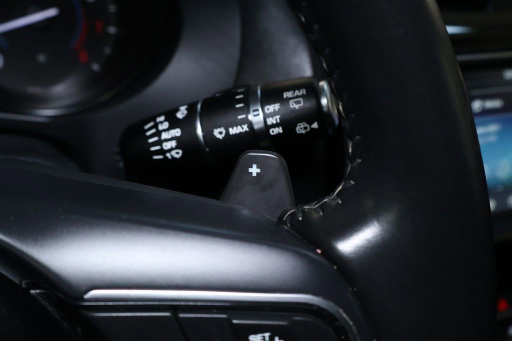 Used 2020 Jaguar F-PACE Premium AWD/4WD image 27