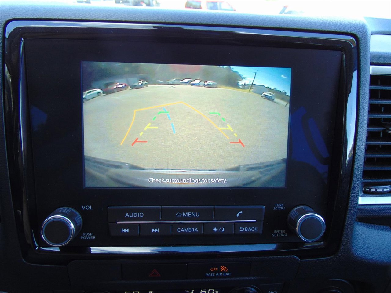 Used 2023 Nissan Frontier SV w/ SV Convenience Package image 27