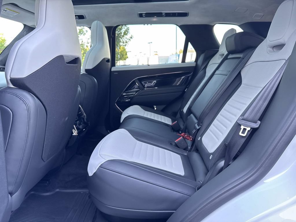 New 2027 Land Rover Range Rover Sport SV AWD/4WD image 13