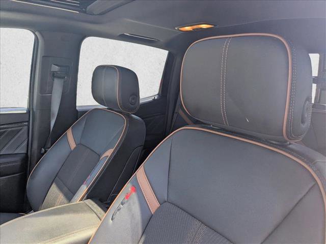 Used 2023 GMC Canyon AT4 AWD/4WD image 15