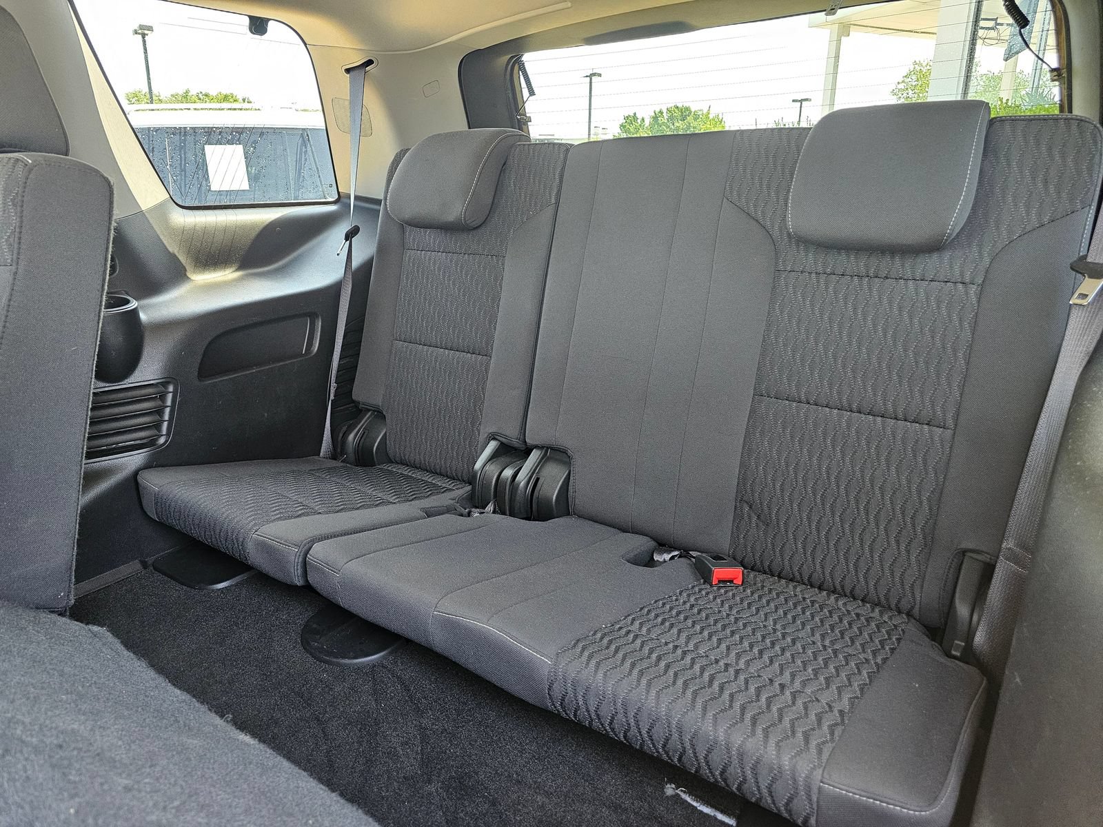 Used 2016 Chevrolet Tahoe LS AWD/4WD image 32