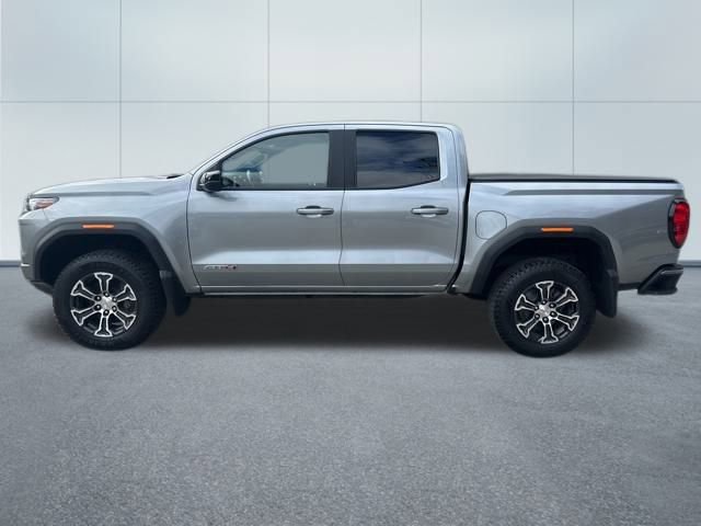 Used 2023 GMC Canyon AT4 image 9