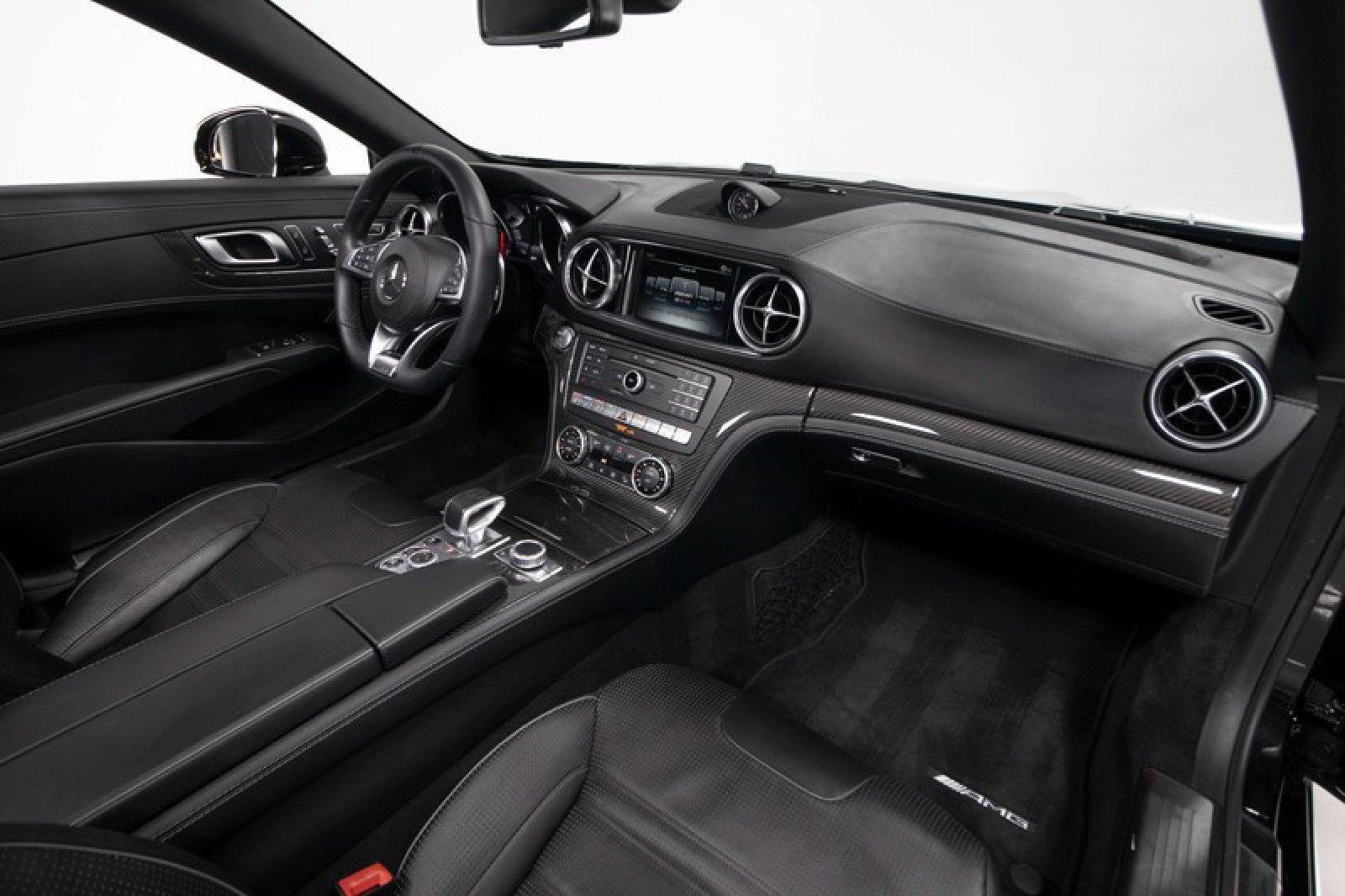 Used 2019 Mercedes-Benz SL 63 AMG image 48