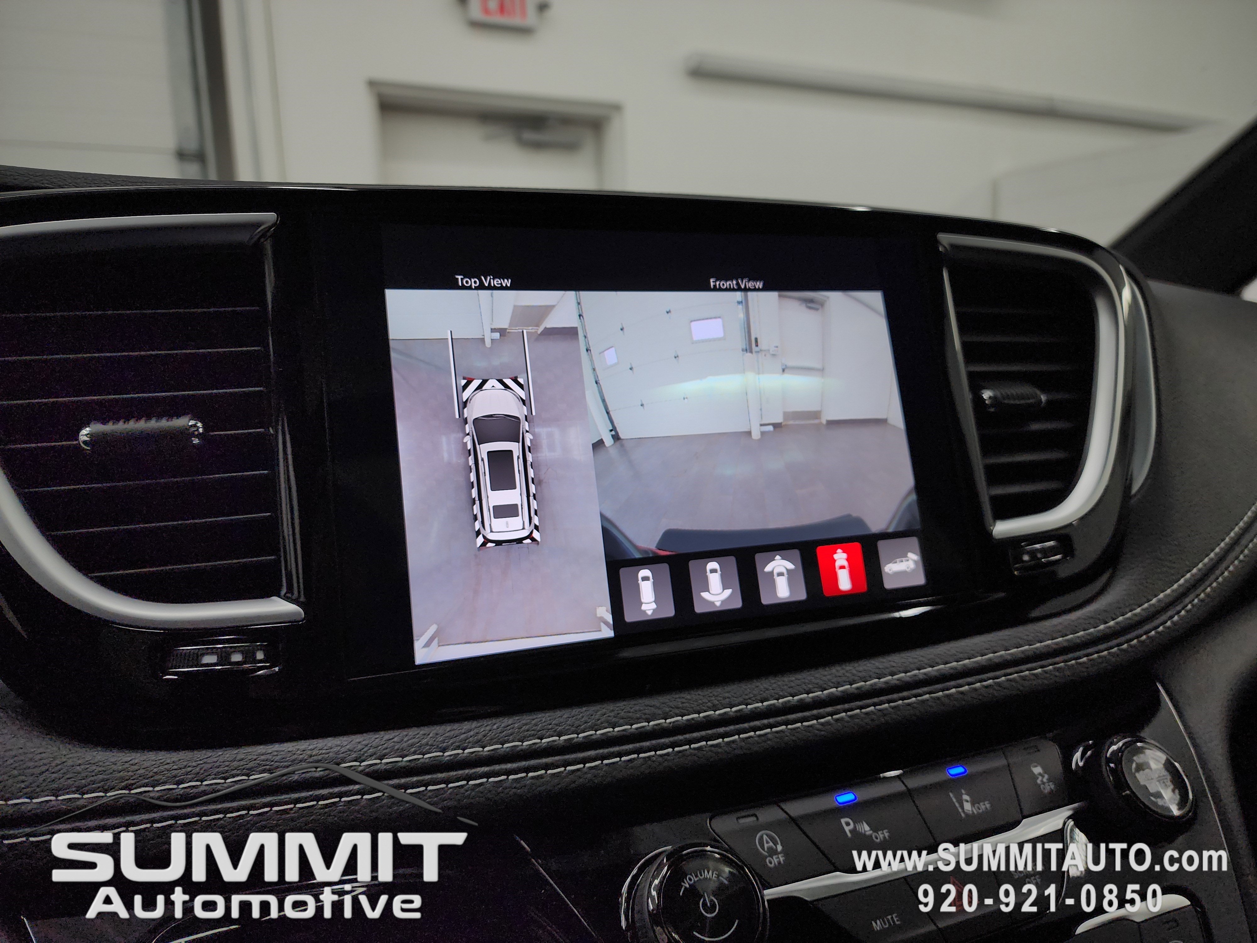 New 2026 Chrysler Pacifica Limited w/ S Appearance Package image 20