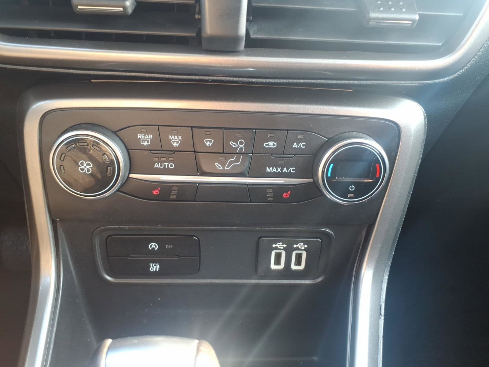 Used 2019 Ford EcoSport SE image 19