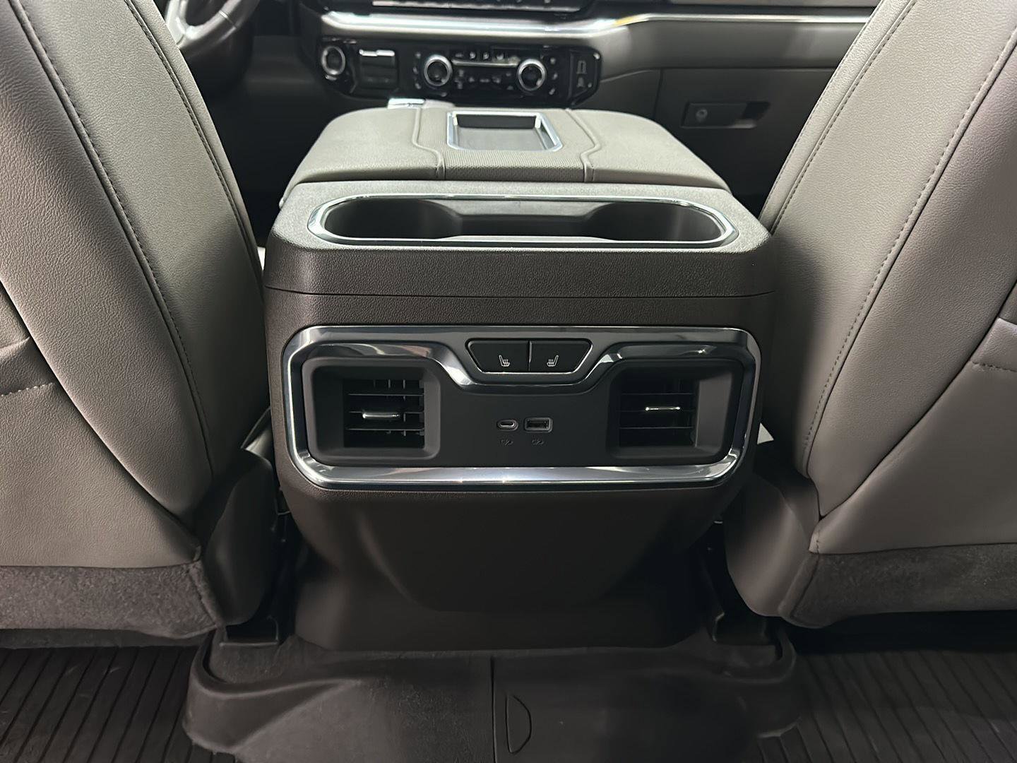 Used 2022 Chevrolet Silverado 1500 LTZ w/ LTZ Premium Package image 21