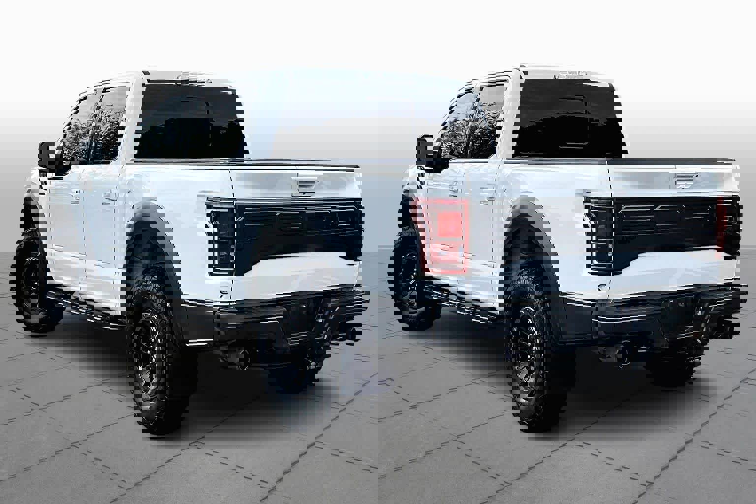 Used 2017 Ford F150 Raptor w/ Equipment Group 802A Luxury image 12