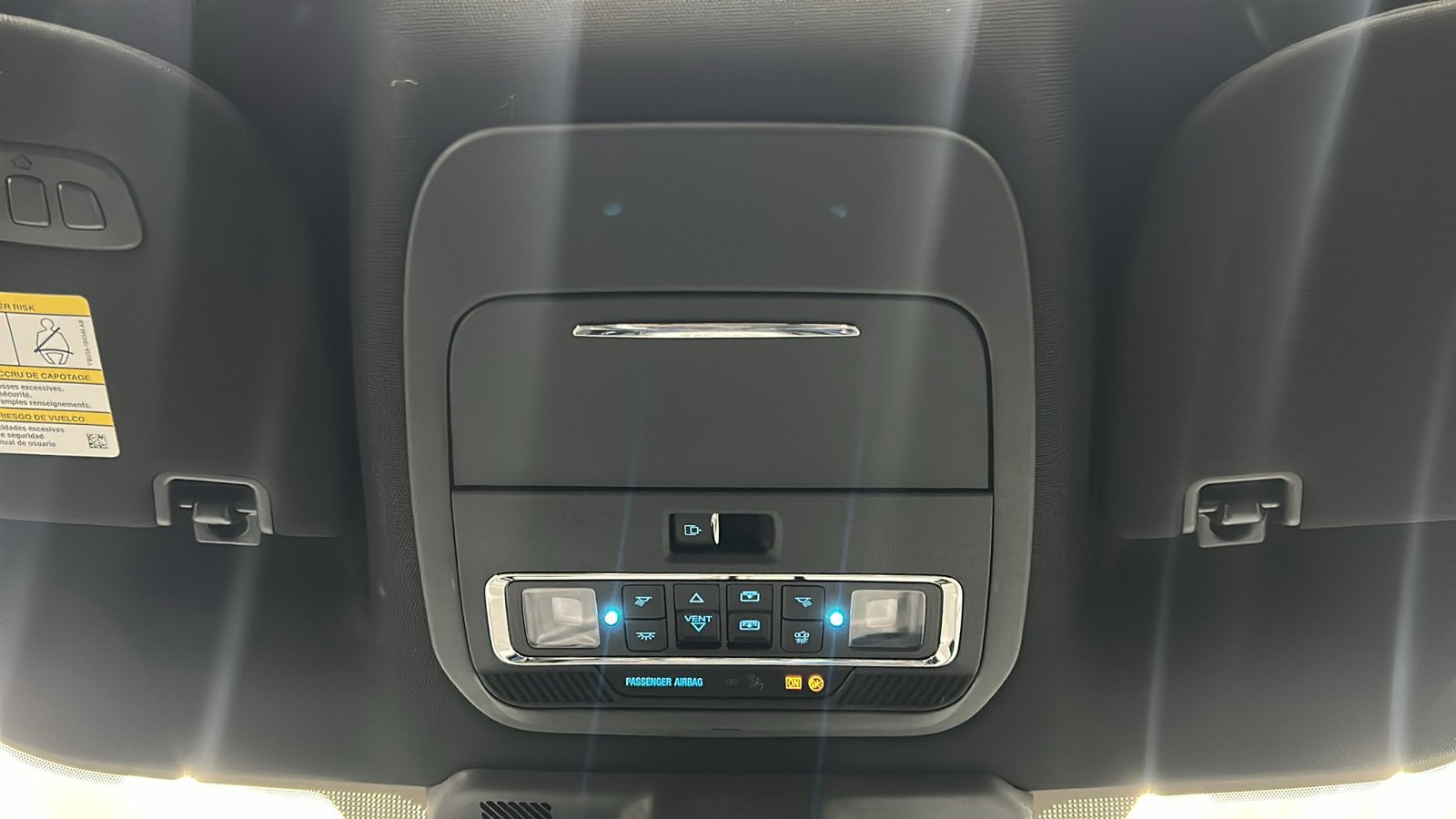 Used 2025 Ford F450 Platinum w/ FX4 Off-Road Package image 37