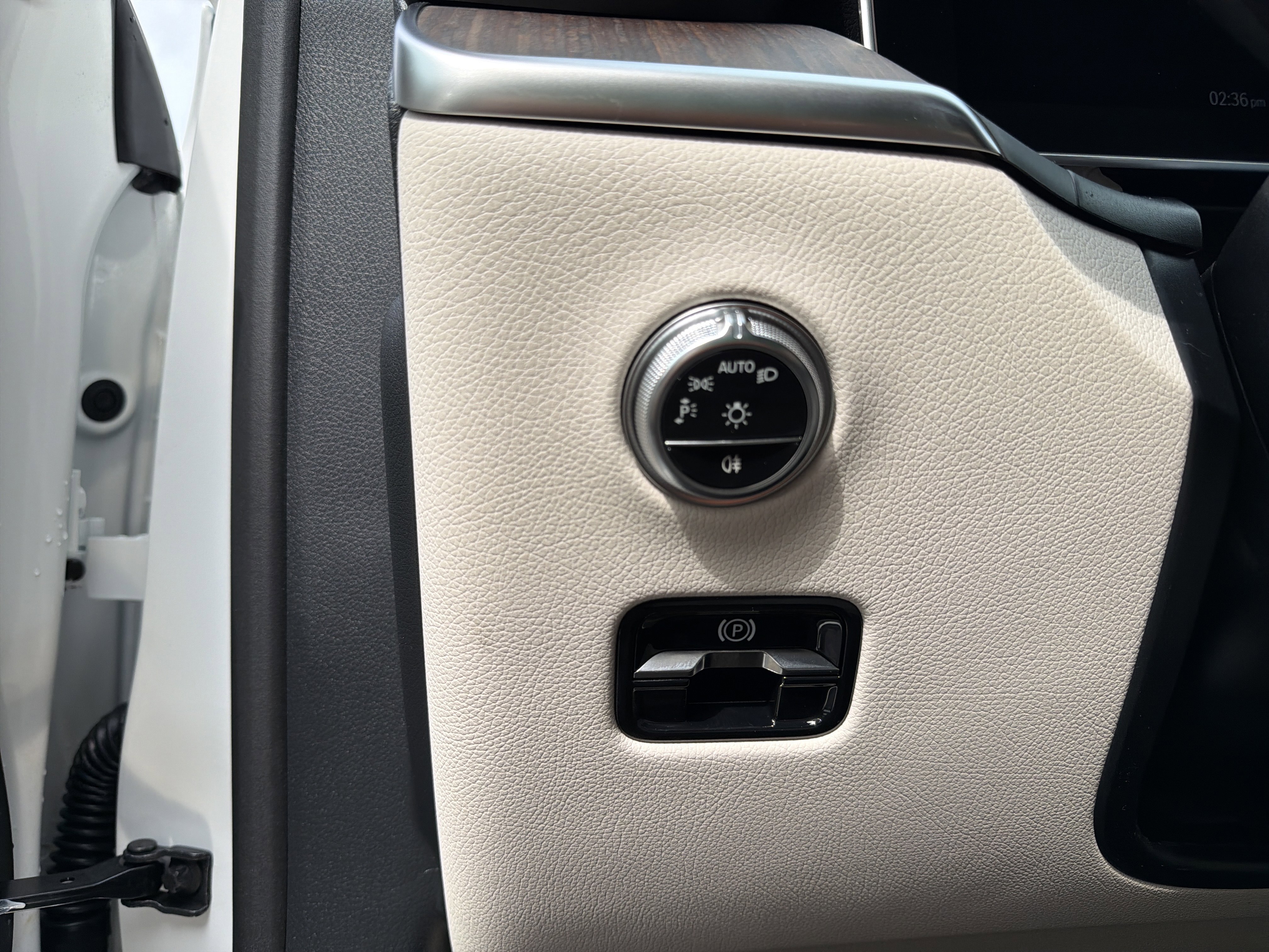 New 2026 Mercedes-Benz GLC 300 4MATIC image 15