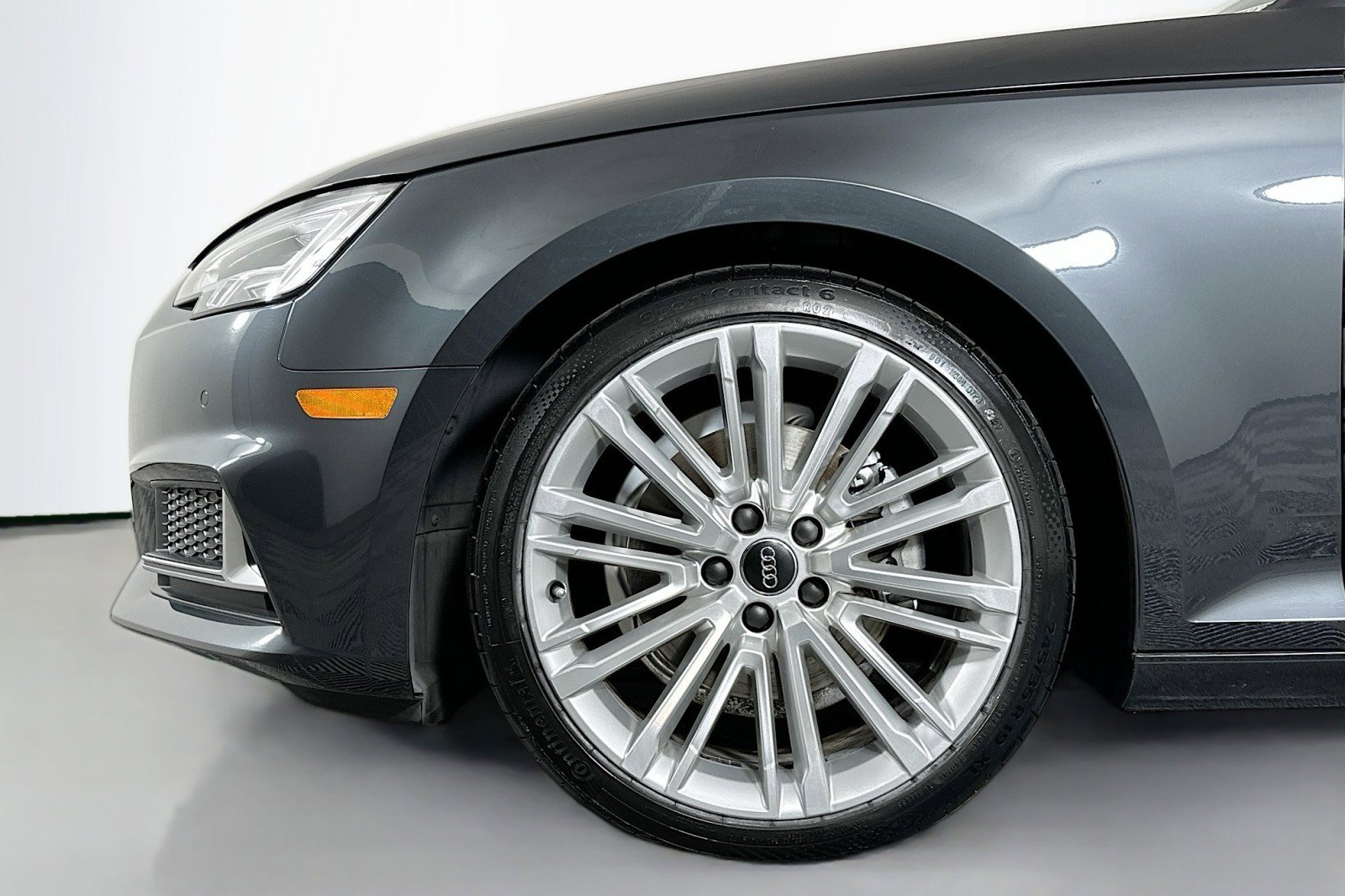 Used 2019 Audi A4 2.0T Premium Plus w/ Premium Plus Package FWD image 12