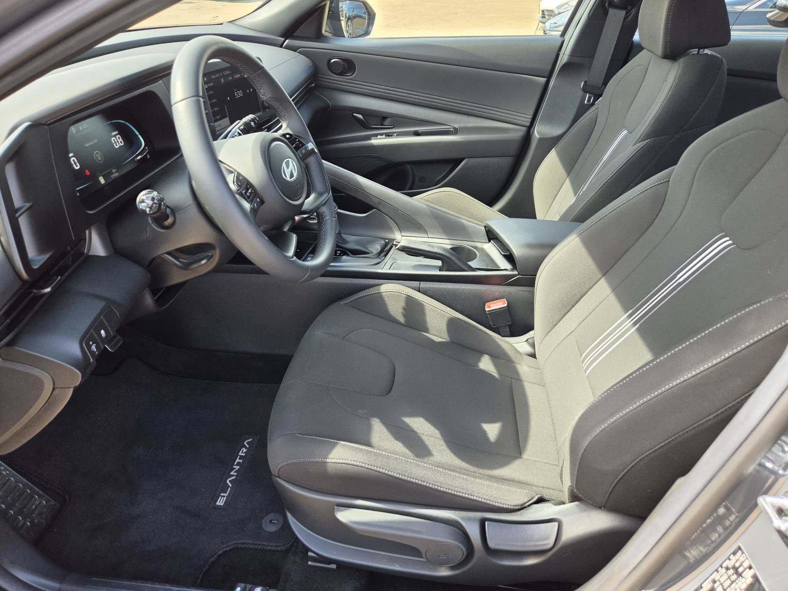 Certified 2026 Hyundai Elantra Sport w/ Cargo Package FWD image 16