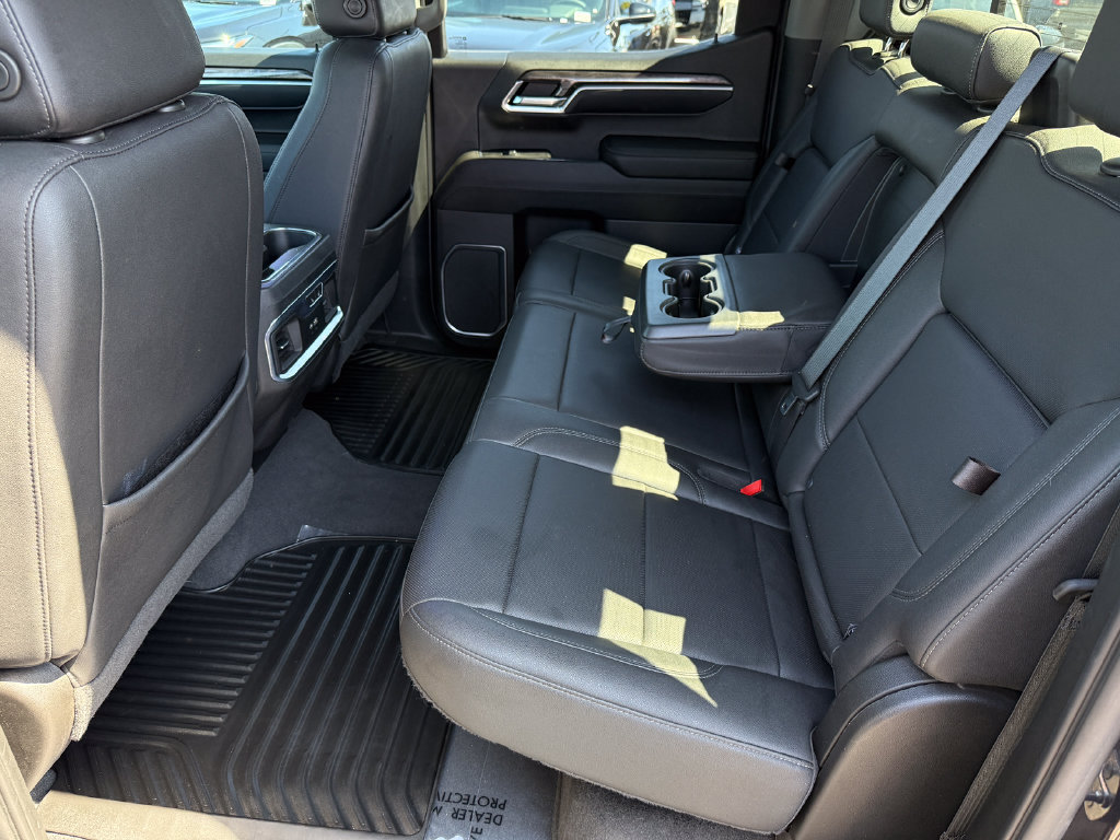 Used 2022 Chevrolet Silverado 1500 LTZ w/ LTZ Premium Texas Edition AWD/4WD image 22