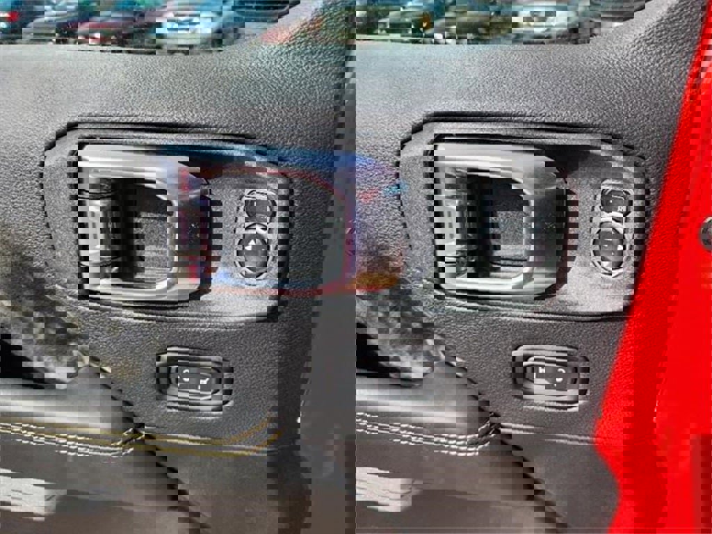 New 2025 Jeep Wrangler Unlimited Sahara w/ Dual Top Group image 23