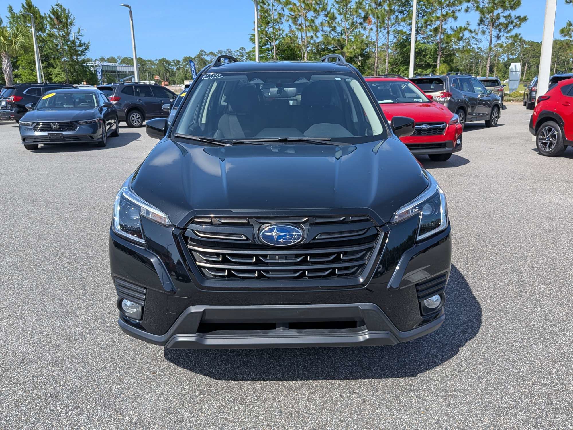 Certified 2023 Subaru Forester Premium AWD/4WD image 9
