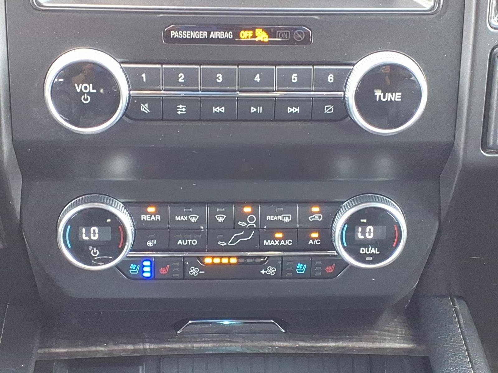 Certified 2021 Ford Expedition Max Limited RWD image 18