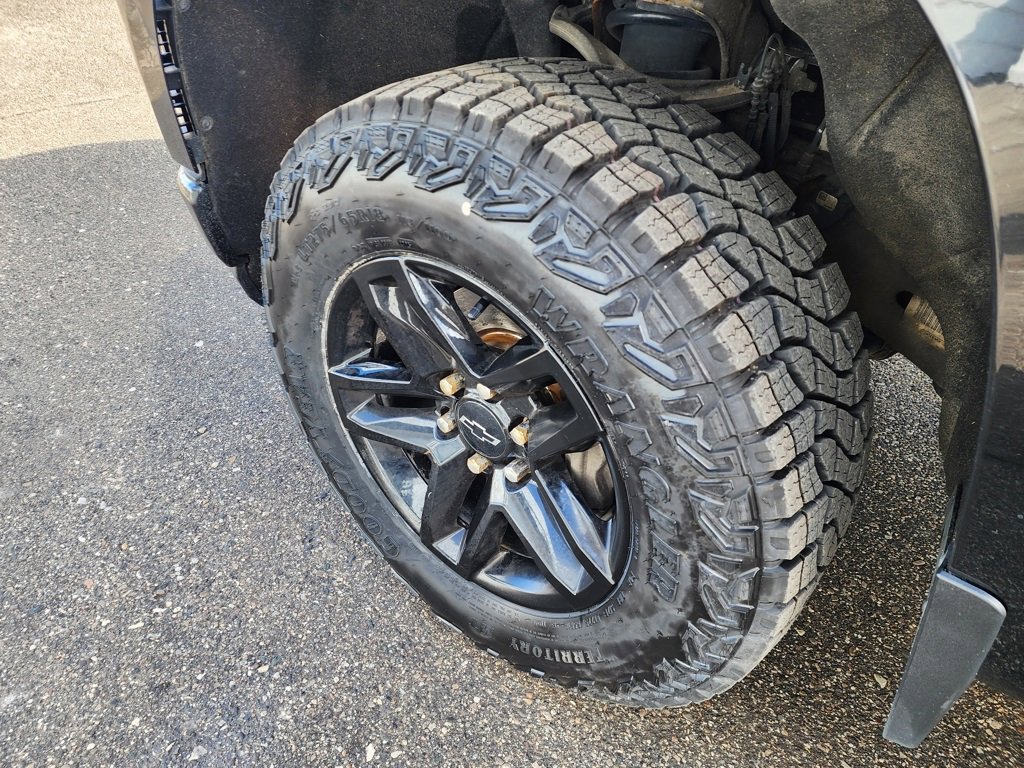 Certified 2022 Chevrolet Silverado 1500 LT Trail Boss w/ Convenience Package II image 11