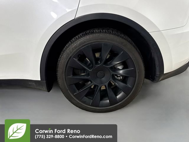 Used 2023 Tesla Model Y Long Range image 31