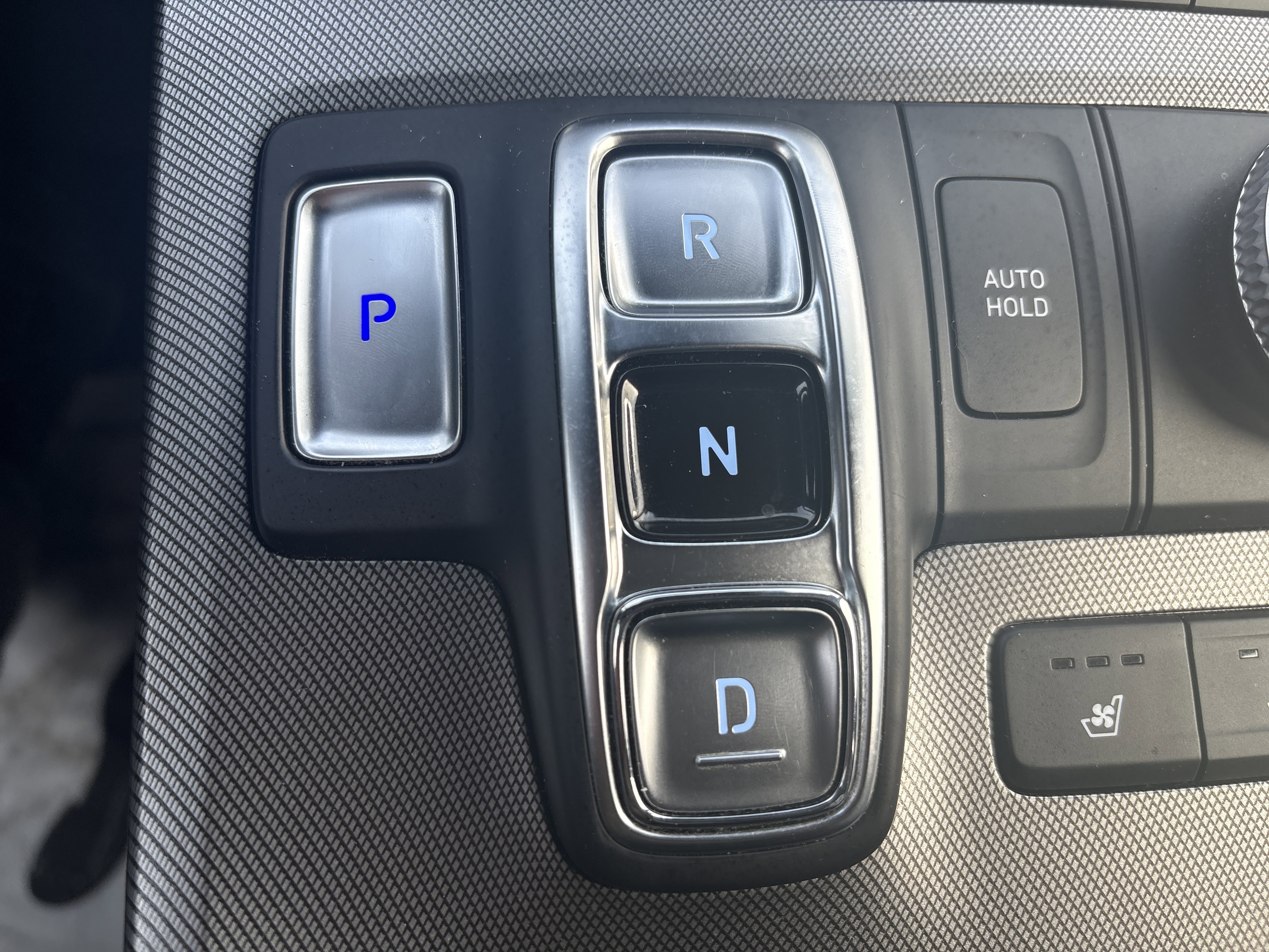 Used 2020 Hyundai Palisade Limited image 24