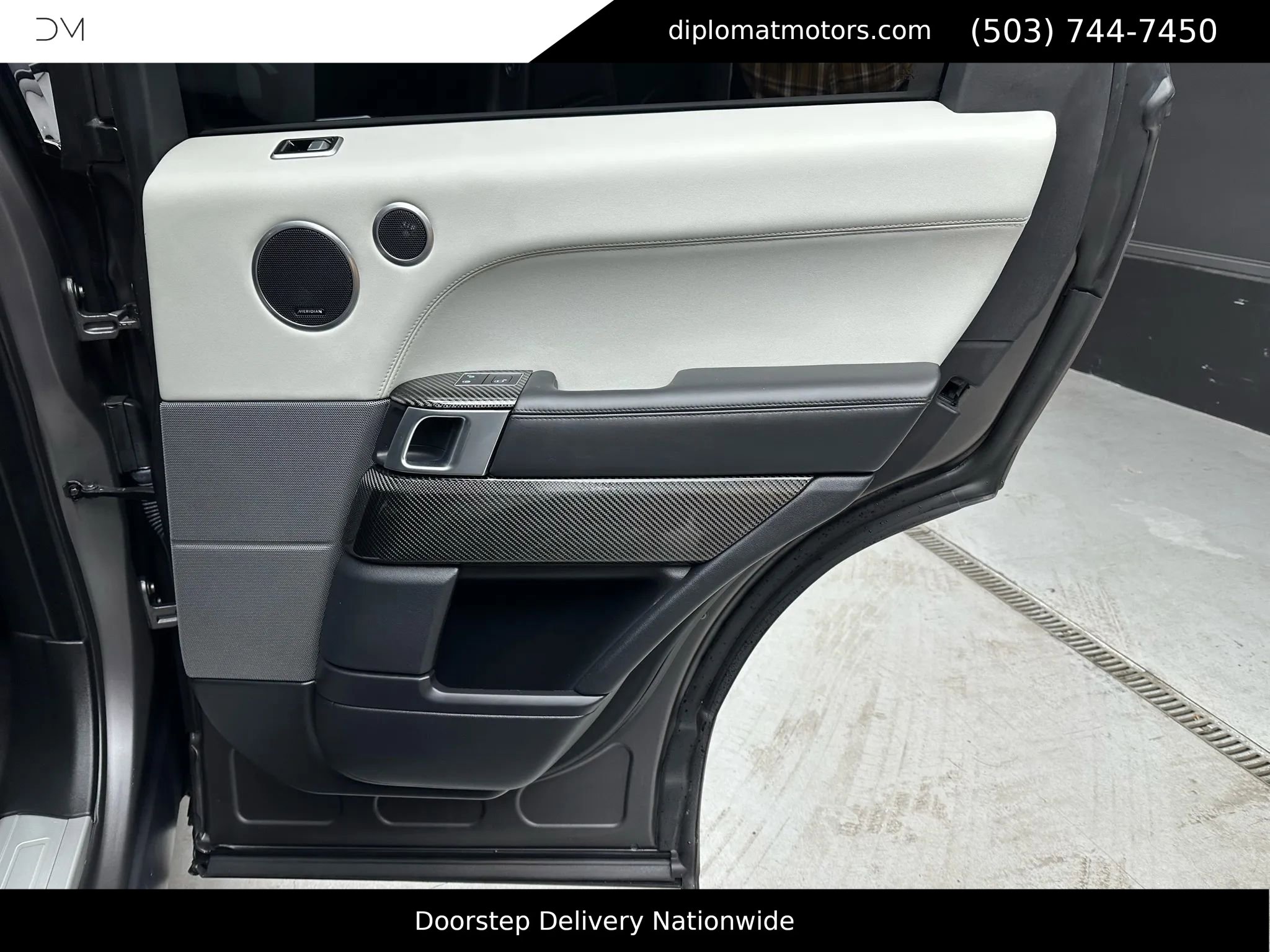 Used 2020 Land Rover Range Rover Sport SVR image 27