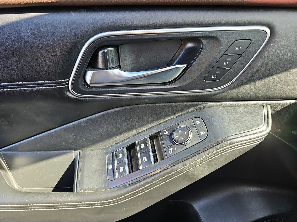 Used 2021 Nissan Rogue SL image 31