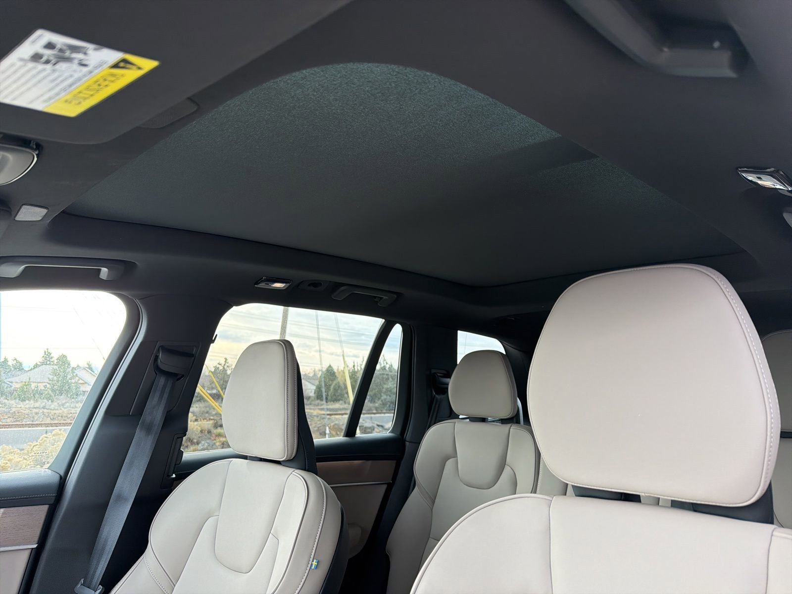 New 2026 Volvo XC90 B6 Core w/ Protection Package Premier image 20