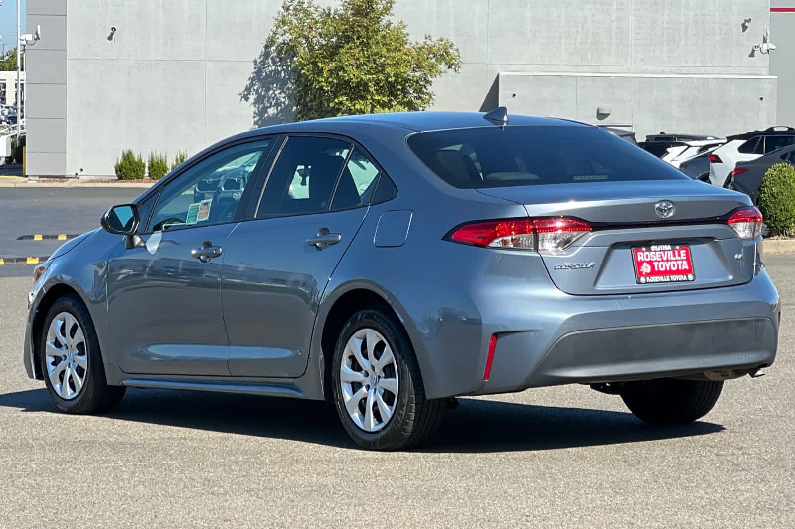 Used 2023 Toyota Corolla LE FWD image 7