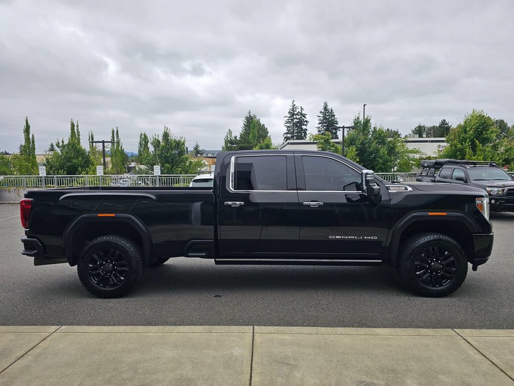 Used 2022 GMC Sierra 3500 Denali w/ Denali Black Diamond Edition AWD/4WD image 6