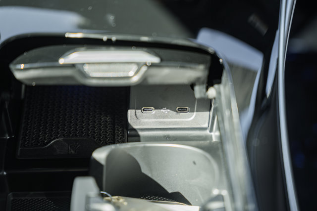 New 2027 Mercedes-Benz C 300 4MATIC Sedan image 23