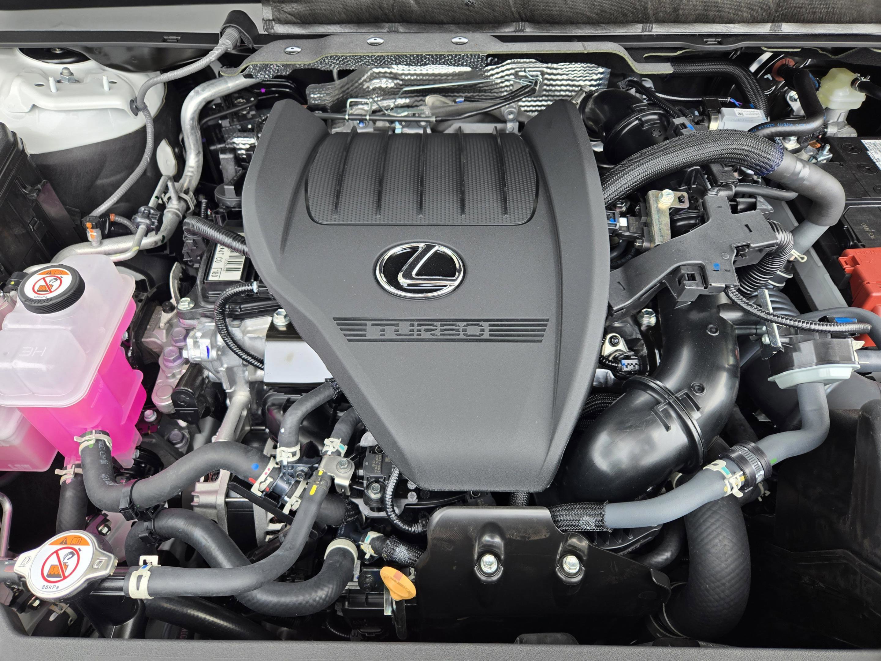 New 2026 Lexus RX 350 FWD image 18