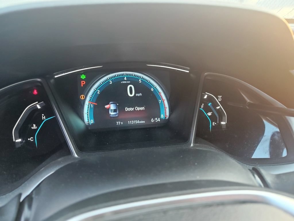 Used 2016 Honda Civic Touring image 8