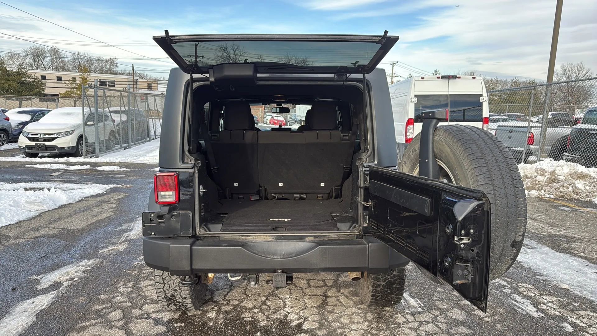 Used 2017 Jeep Wrangler Unlimited Sport w/ Quick Order Package 24S image 24