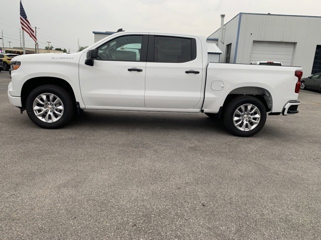 New 2025 Chevrolet Silverado 1500 Custom image 2